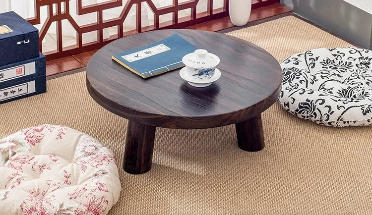 Mažas Apvalus Medinis Staliukas